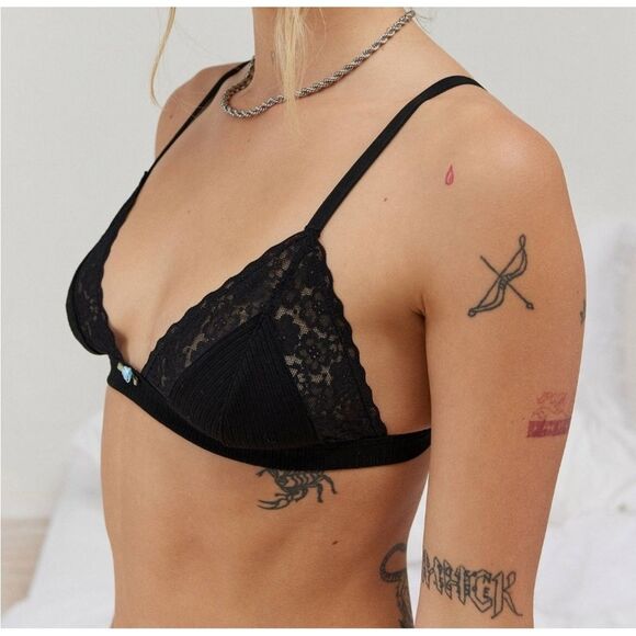 UO Out From Under Christy Love Bug Triangle Bra - Picture 8 of 9